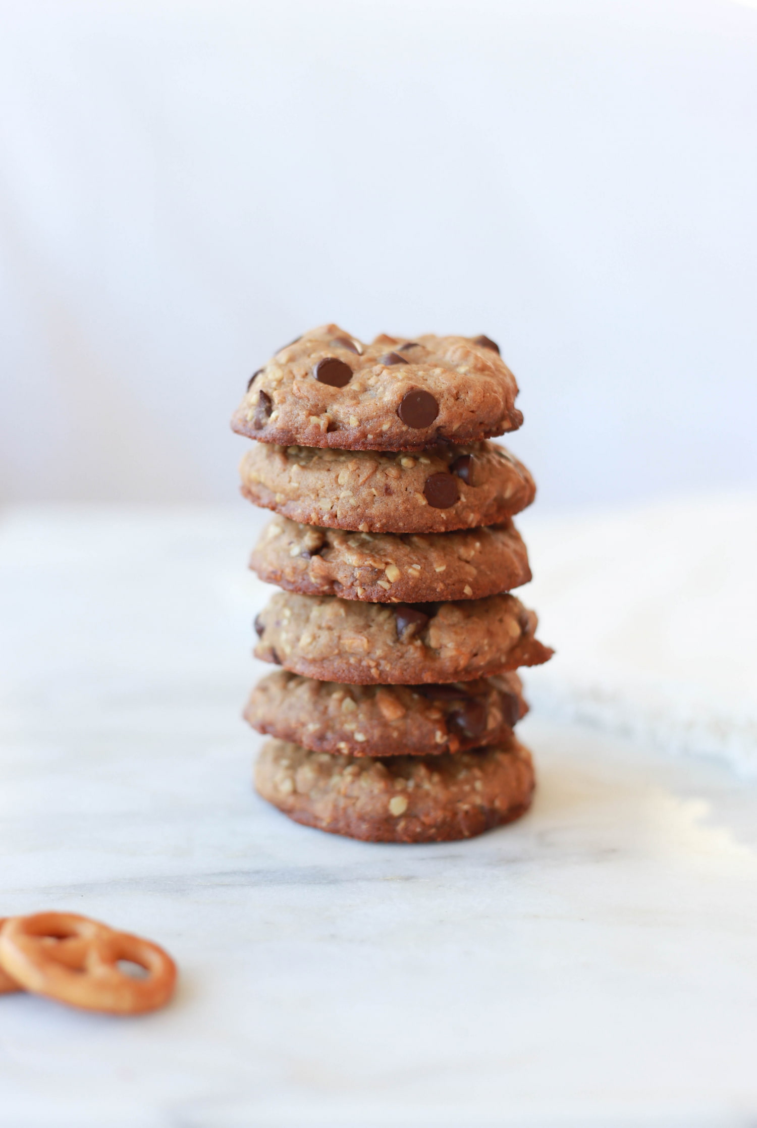 Kitchen Sink Cookie Cookie with chocolate chips, pretzels, graham crackers, oats